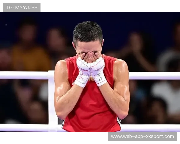 拳击擂台上爆发的瞬间决定历史归属